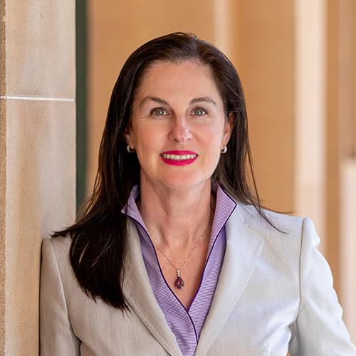 Headshot of APRA Member, Therese McCarthy Hockey